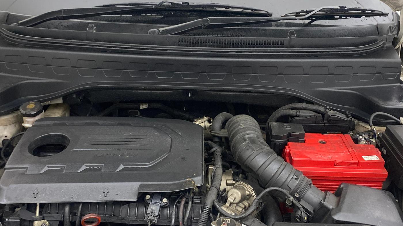 2022 KIA SONET GTX PLUS 1.5, Diesel, Manual, 1,19,285 km, Engine View