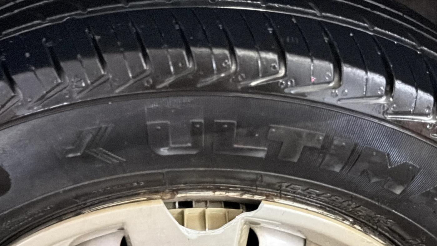 2017 Maruti Wagon R 1.0 LXI, Petrol, Manual, 42,678 km, Left Front Tyre Tread