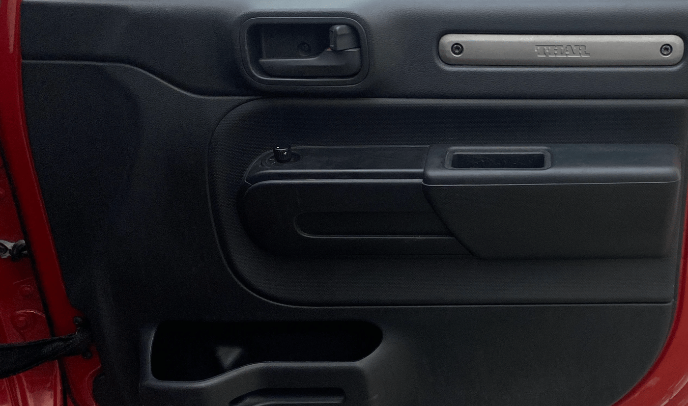 2022 Mahindra Thar LX HARD TOP 4WD MT, Diesel, Manual, 49,589 km, Driver Side Door Panels Control
