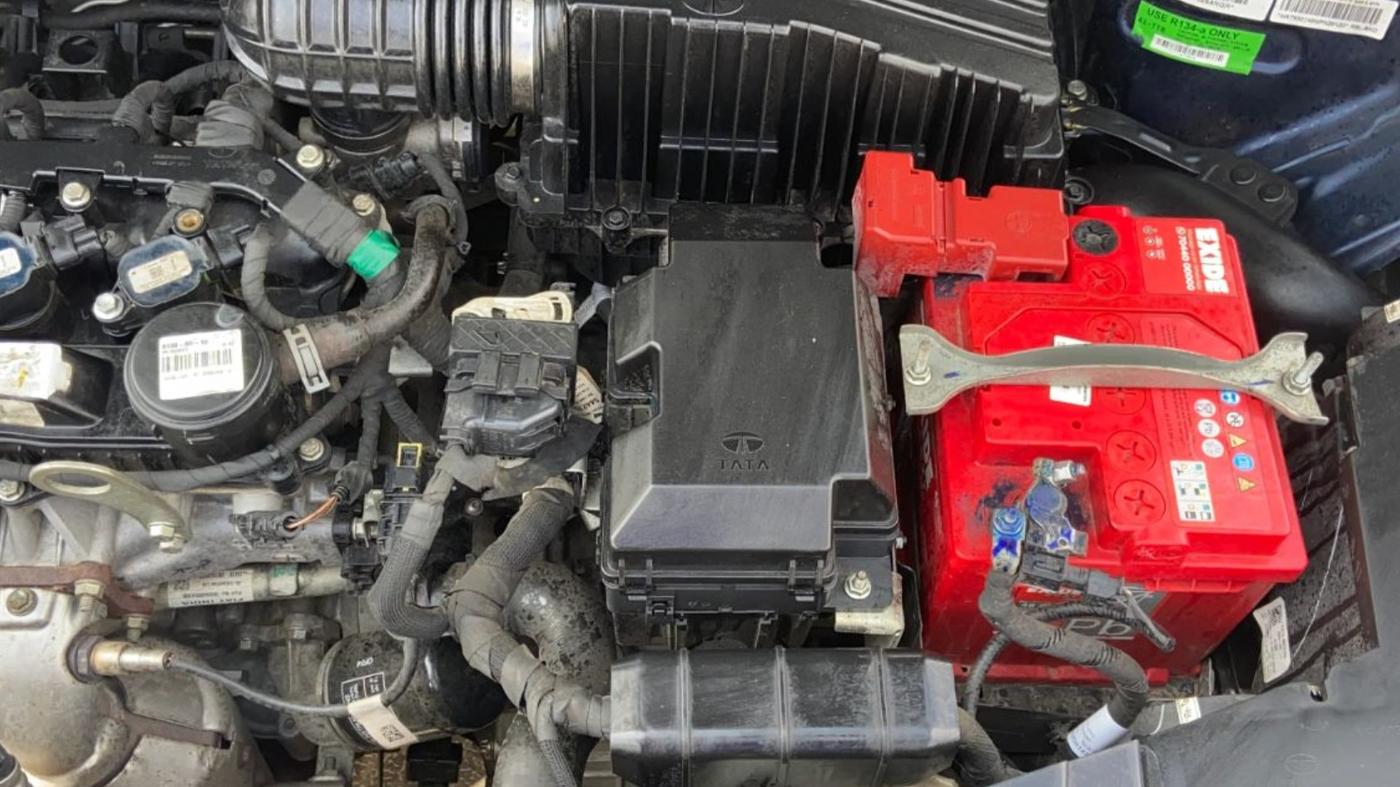 2022 Tata ALTROZ XZA PLUS, Petrol, Automatic, 24,271 km, Engine View - Left