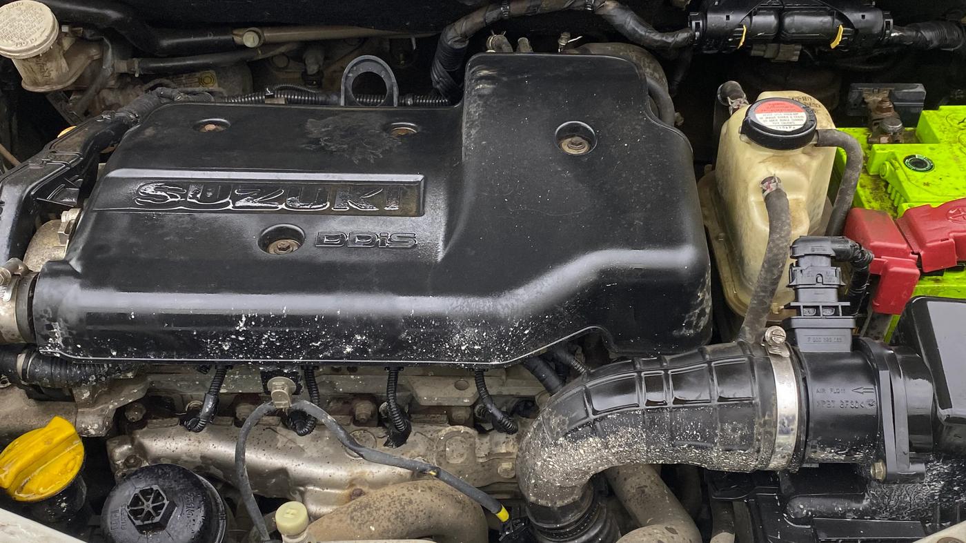 2017 Maruti Swift ZDI, Diesel, Manual, 79,848 km, Engine View