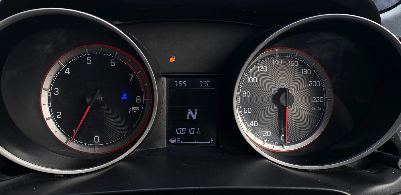 2020 Maruti Swift VXI AMT, Petrol, Automatic, 1,08,093 km, Odometer Image