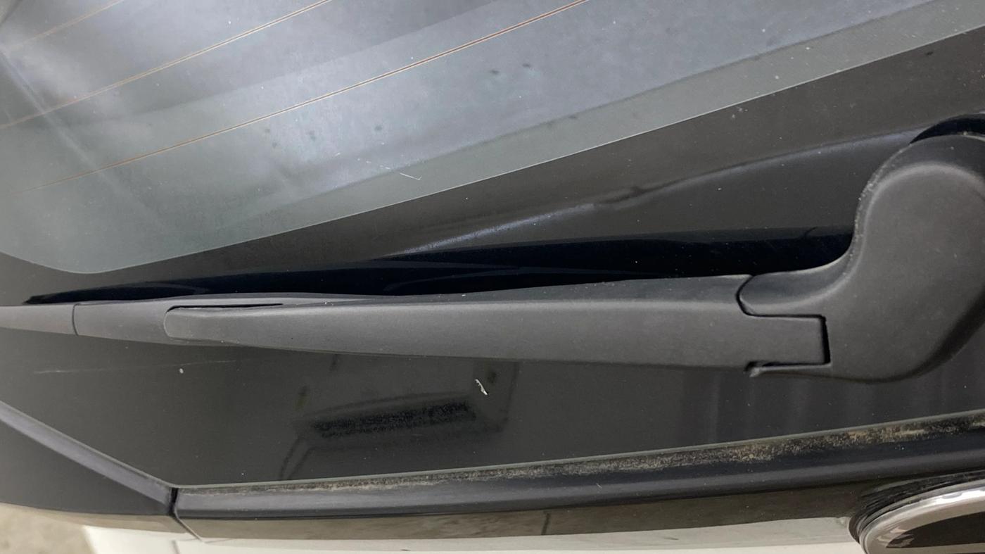 2024 Tata ALTROZ  XZ PLUS (S) , Diesel, Manual, 29,349 km, Rear Wiper
