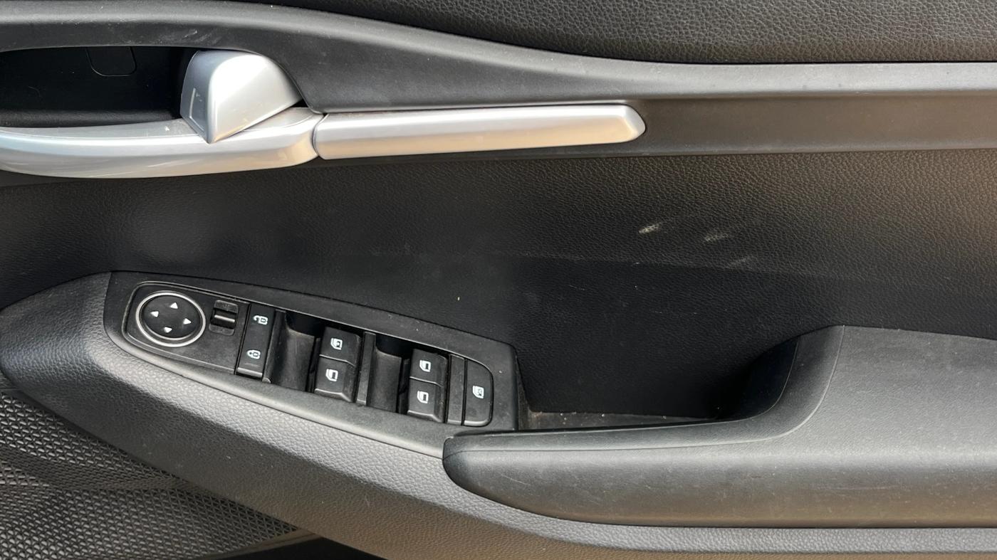 2020 KIA SELTOS HTK 1.5 PETROL, Petrol, Manual, 72,119 km, Driver Side Door Panels Control