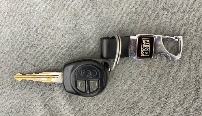 2019 Maruti Baleno DELTA PETROL 1.2, Petrol, Manual, 97,494 km, Key Close Up