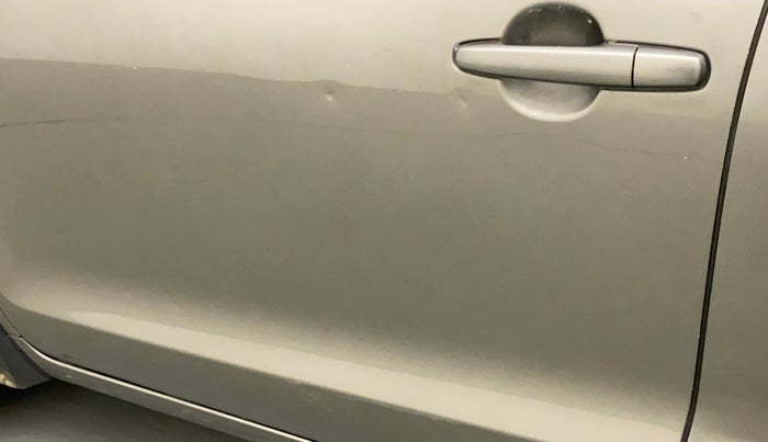 2019 Maruti Baleno DELTA PETROL 1.2, Petrol, Manual, 97,494 km, Front passenger door - Minor scratches