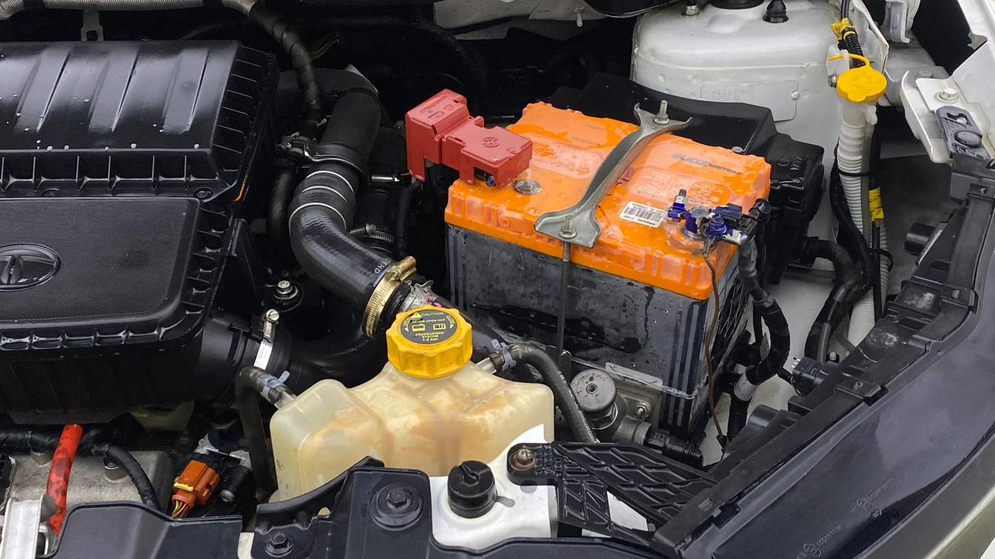 2023 Tata NEXON CREATIVE + 1.5 DIESEL, Diesel, Manual, 64,239 km, Engine View - Left