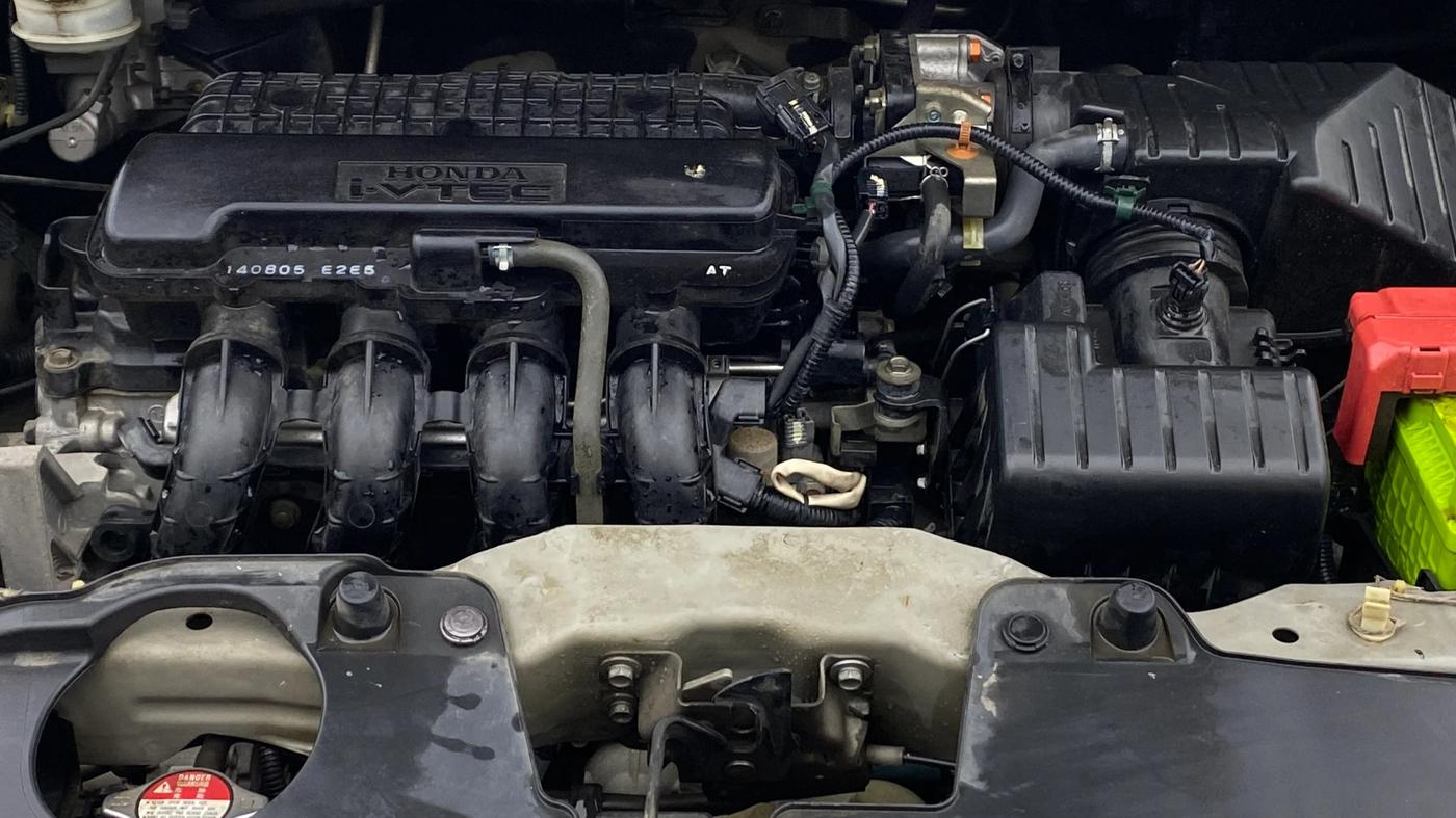 2014 Honda Brio VX AT, Petrol, Automatic, 48,502 km, Engine View