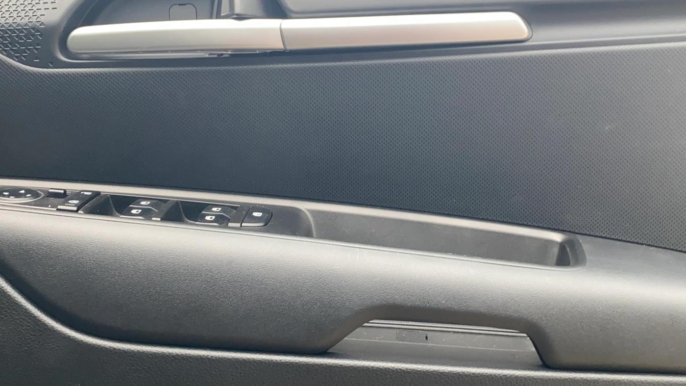 2024 KIA SONET HTK (O) 1.2 Petrol MT, Petrol, Manual, 1,862 km, Driver Side Door Panels Control