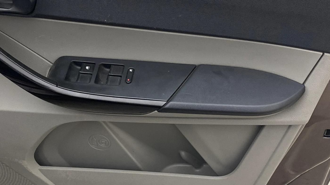 2019 Tata Tiago XZ PETROL, Petrol, Manual, 50,285 km, Driver Side Door Panels Control