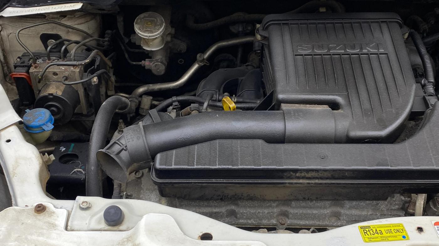 2014 Maruti Ritz ZXI, Petrol, Manual, 27,746 km, Engine View - Right