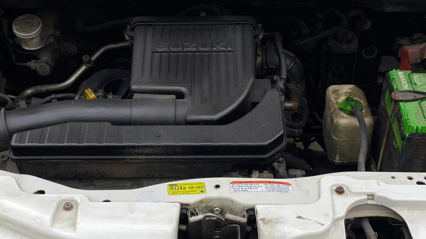 2014 Maruti Ritz ZXI, Petrol, Manual, 27,746 km, Engine View