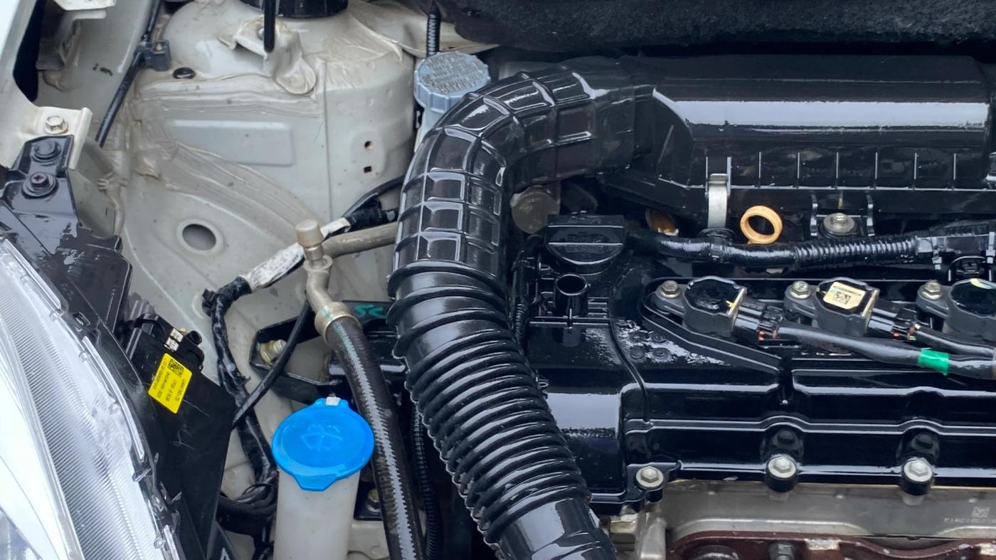 2018 Maruti Dzire VXI AMT, Petrol, Automatic, 81,203 km, Engine View - Right