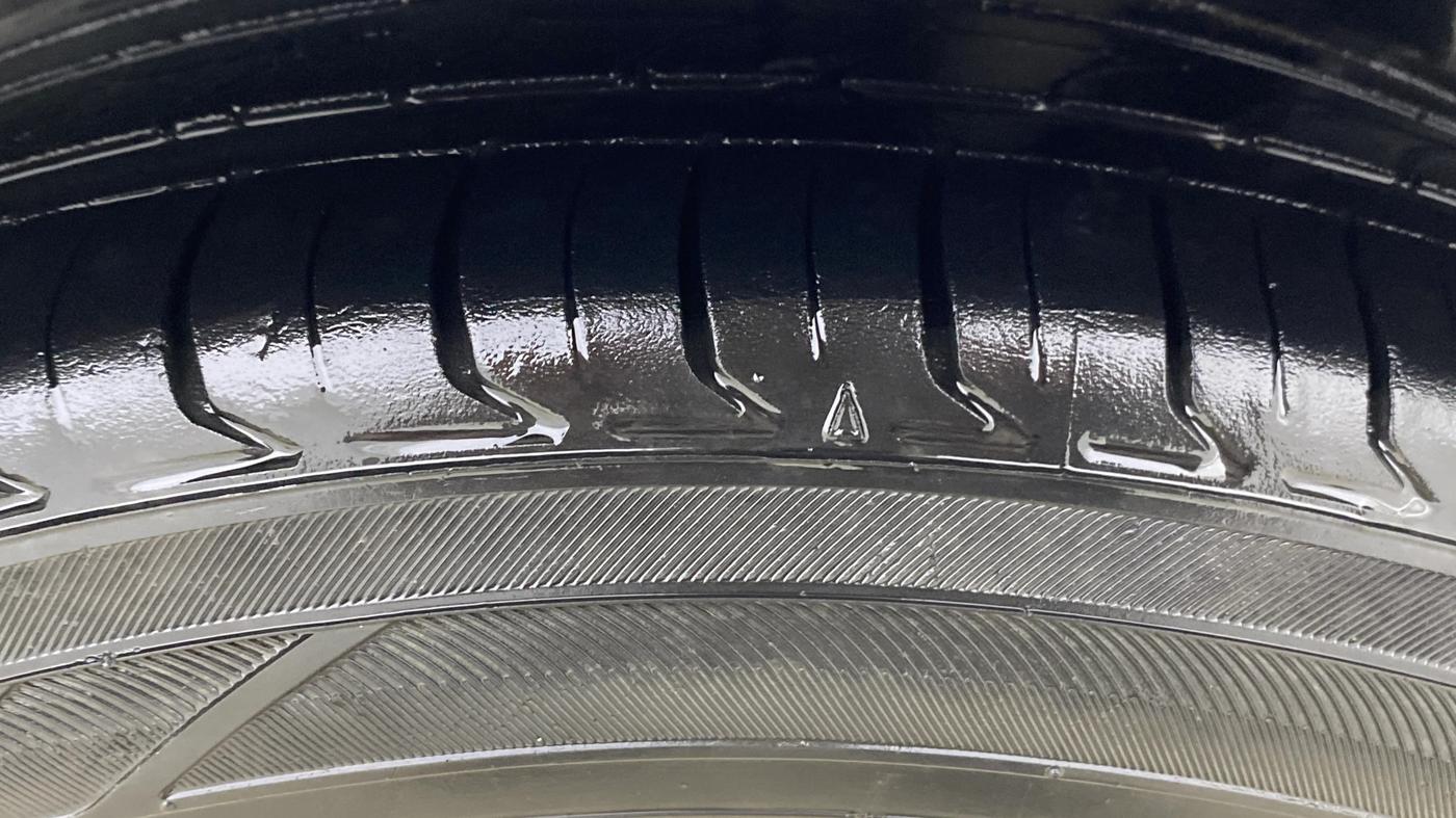 2019 Ford Figo Aspire TITANIUM 1.2 PETROL, Petrol, Manual, 1,06,148 km, Left Rear Tyre Tread