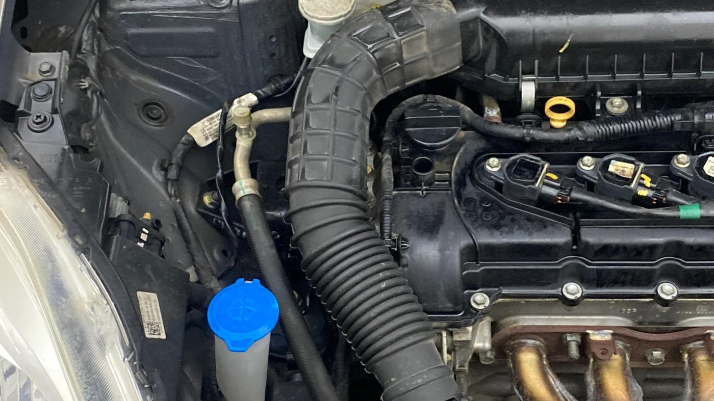 2019 Maruti Dzire VXI, Petrol, Manual, 64,459 km, Engine View - Right