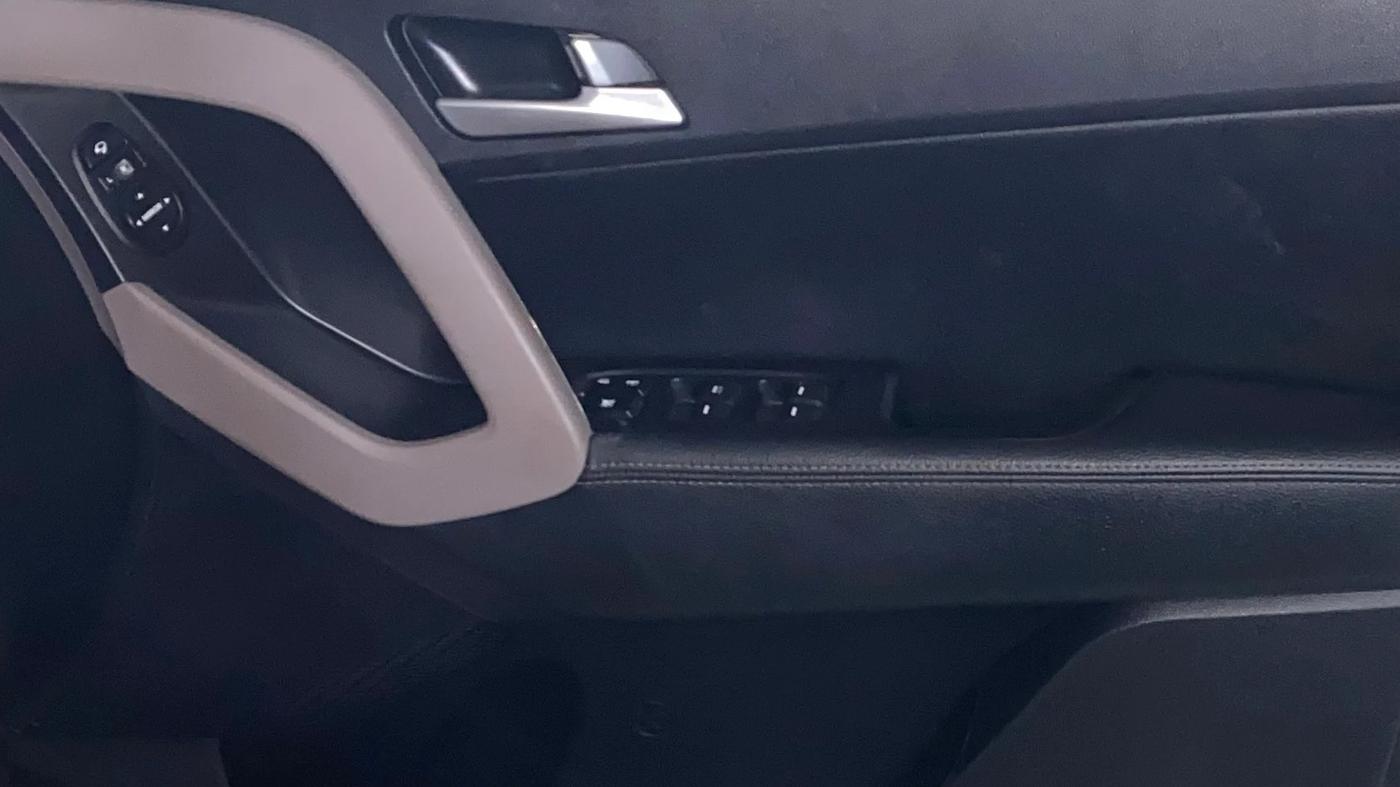 2018 Hyundai Creta SX (O) 1.6 PETROL, Petrol, Manual, 31,095 km, Driver Side Door Panels Control