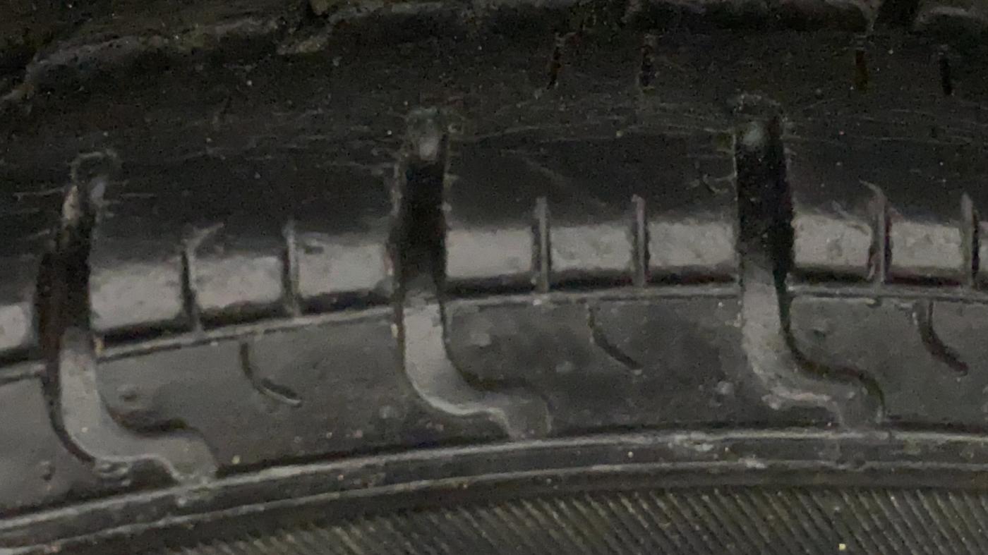 2019 Renault Kwid RXL, Petrol, Manual, 50,118 km, Left Rear Tyre Tread