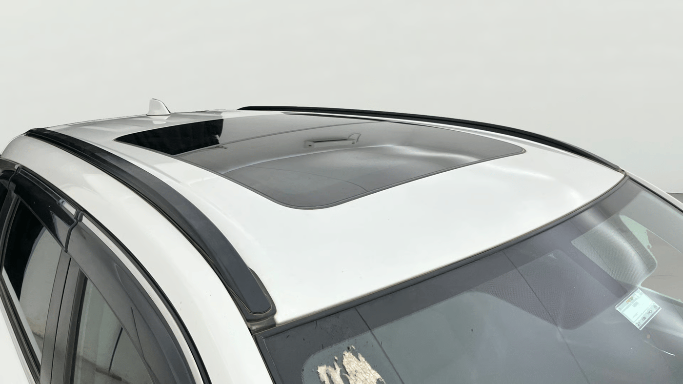 2022 Maruti Grand Vitara ALPHA SMART HYBRID AT, Petrol, Automatic, 33,060 km, Moonroof/ Sunroof