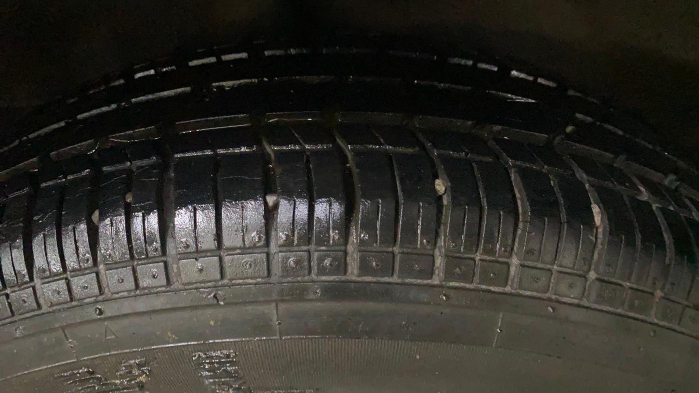 2014 Maruti Ritz LXI, Petrol, Manual, 19,889 km, Right Rear Tyre Tread