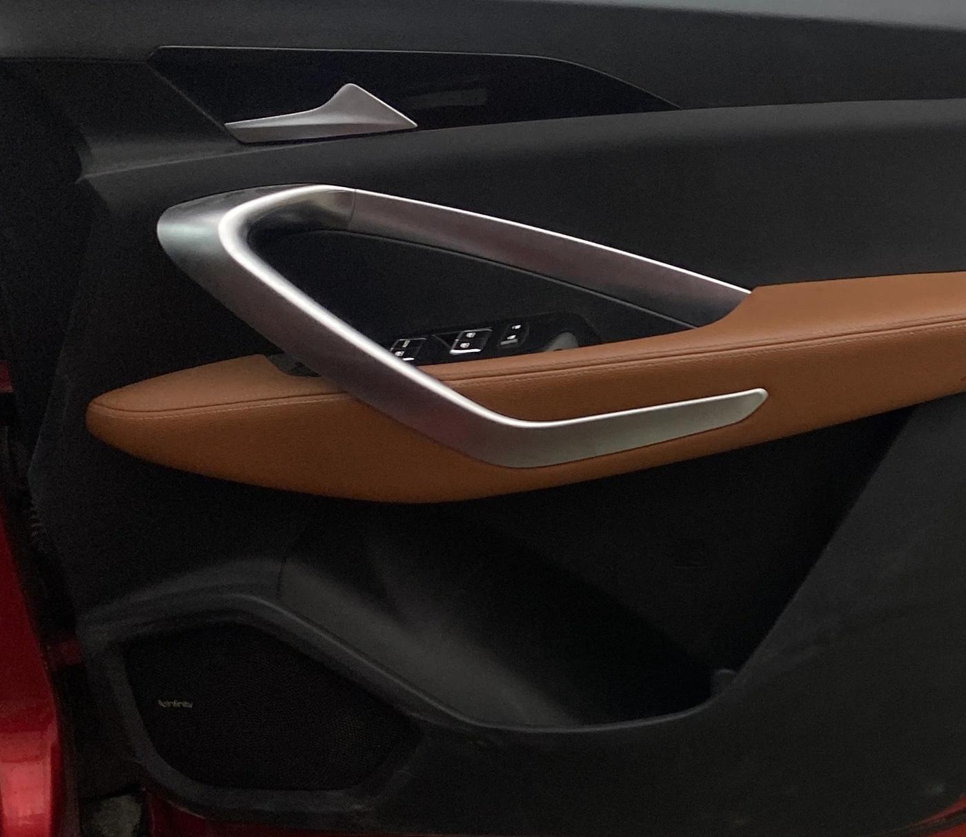 2021 MG HECTOR PLUS SHARP 1.5 PETROL TURBO DCT 6-STR, Petrol, Automatic, 53,359 km, Driver Side Door Panels Control
