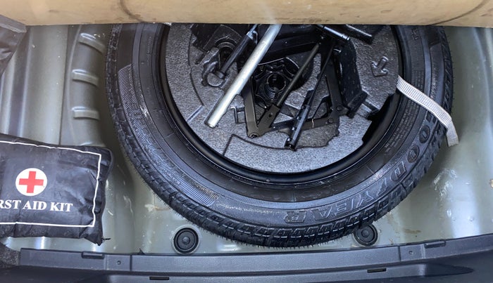 2019 Skoda Octavia STYLE 1.8 TSI AT, Petrol, Automatic, 99,250 km, Spare Tyre