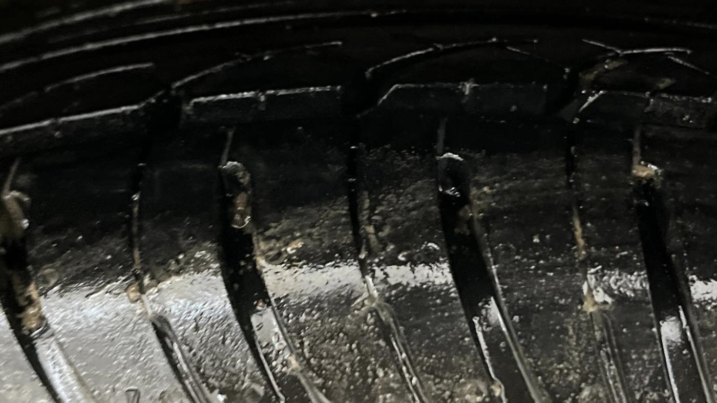 2015 Volkswagen Polo TRENDLINE 1.2L PETROL, Petrol, Manual, 63,722 km, Right Front Tyre Tread