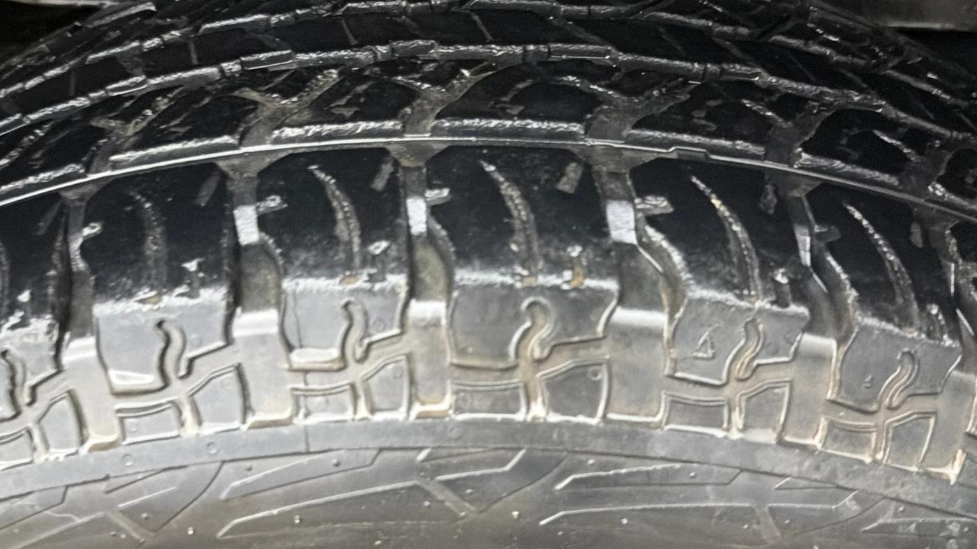 2021 Mahindra Thar LX PETROL HT 4WD AT, Petrol, Automatic, 36,568 km, Left Rear Tyre Tread