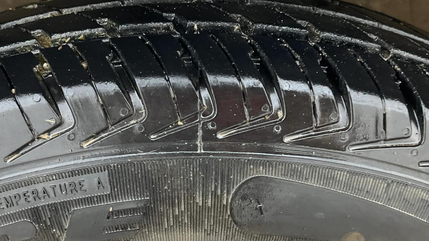 2024 Maruti Alto K10 VXi Plus (O), Petrol, Manual, 11,159 km, Left Front Tyre Tread