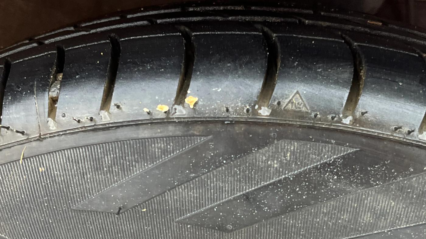 2018 Hyundai Eon ERA +, Petrol, Manual, 75,869 km, Right Front Tyre Tread