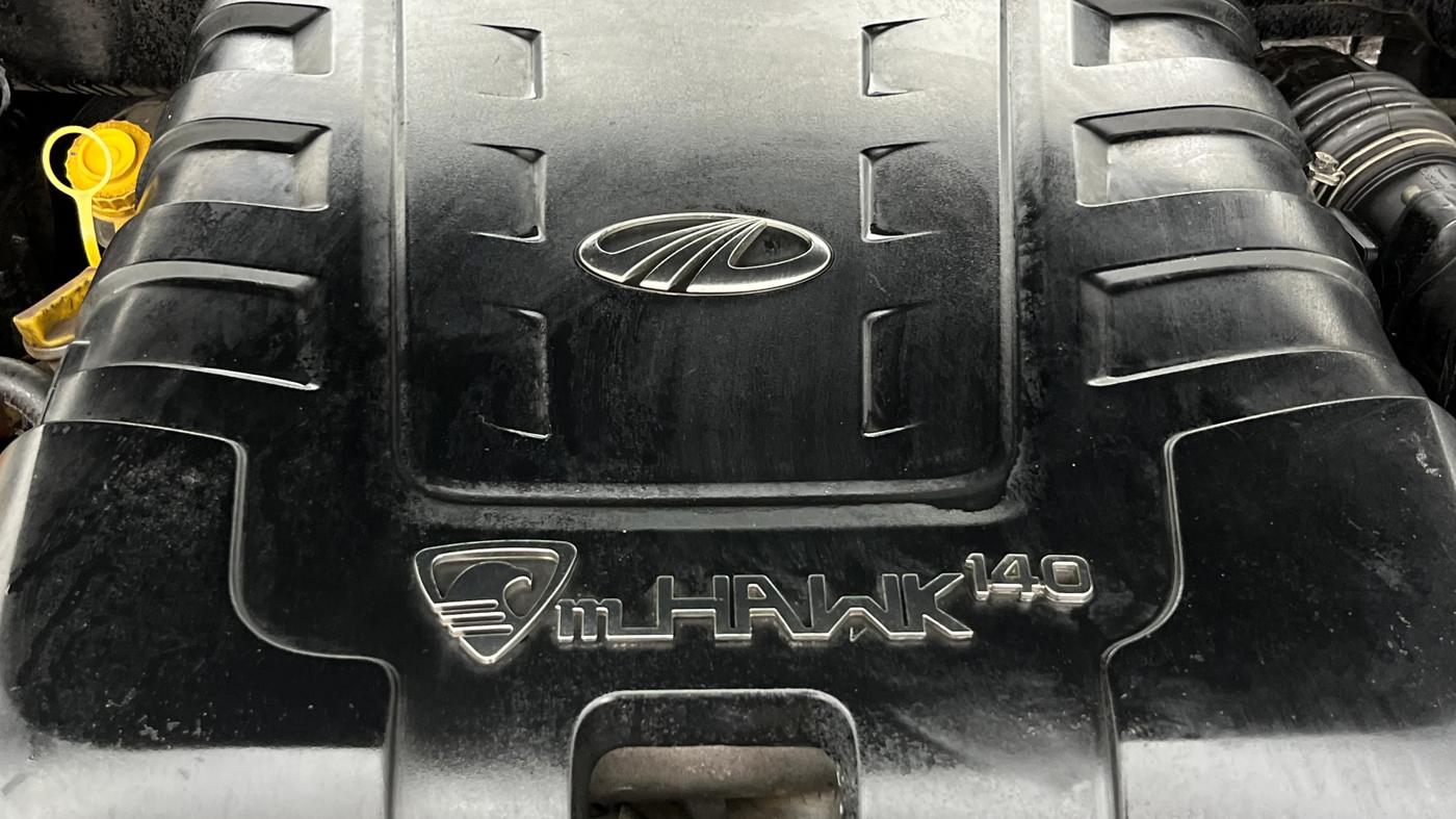 2013 Mahindra XUV500 W6, Diesel, Manual, 77,330 km, Engine View