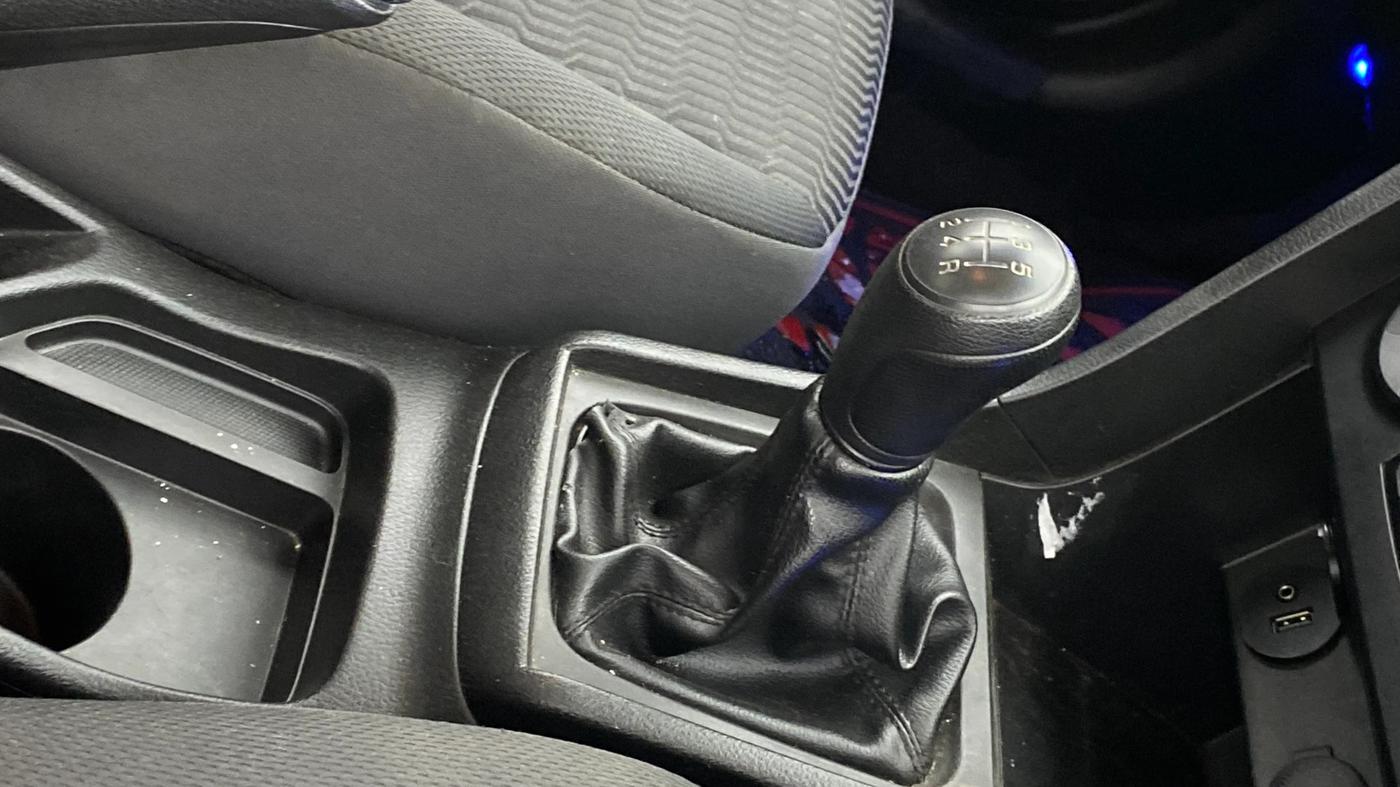 2021 Maruti Vitara Brezza LXI, Petrol, Manual, 26,929 km, Gear Lever