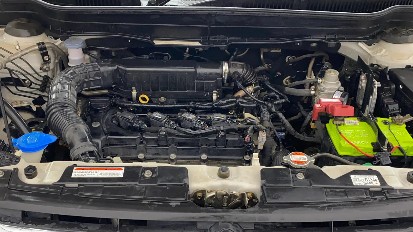 2021 Maruti Vitara Brezza ZXI, CNG, Manual, 60,120 km, Engine View