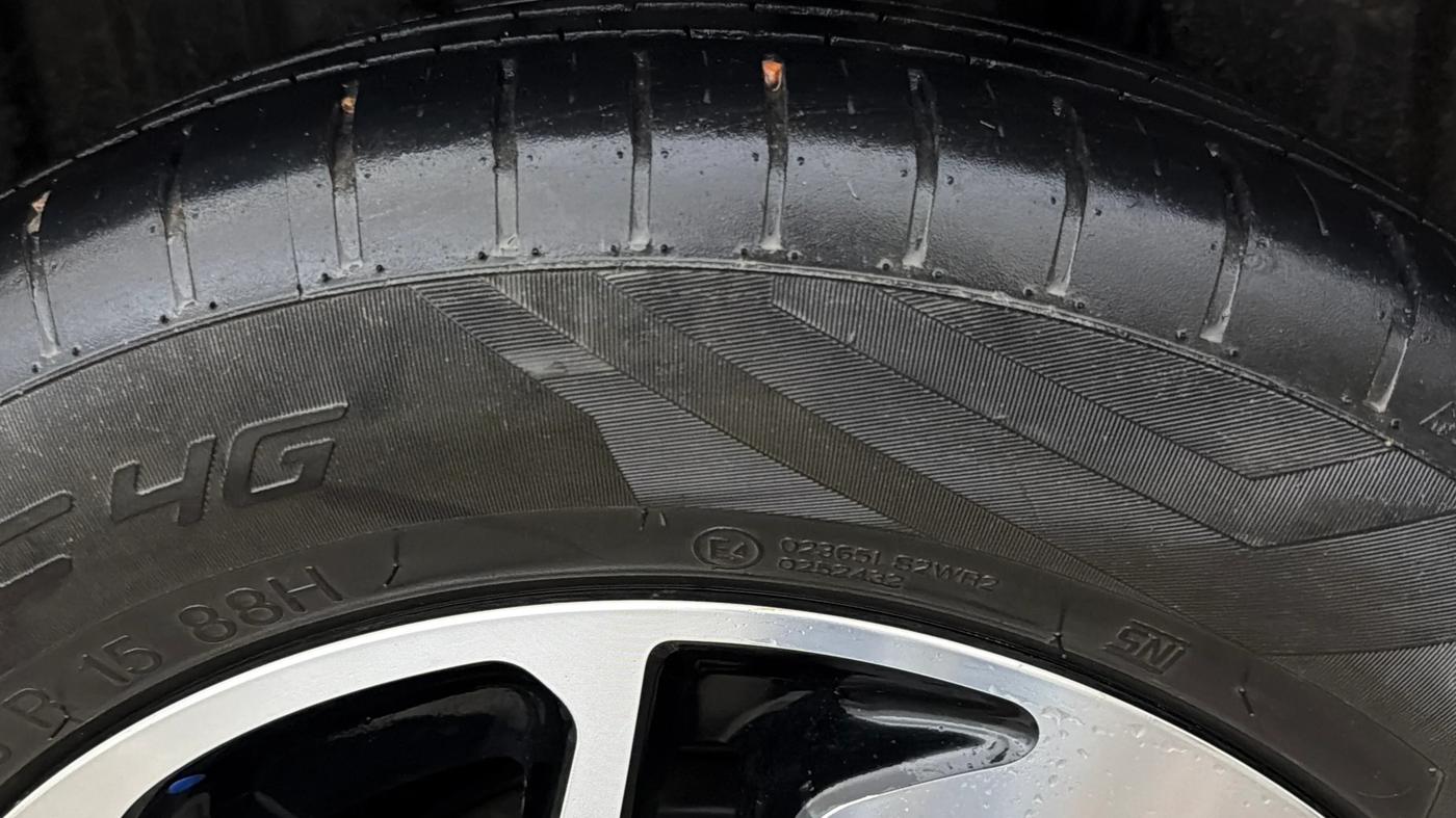2023 Maruti Baleno DELTA PETROL 1.2, Petrol, Manual, 46,450 km, Left Rear Tyre Tread