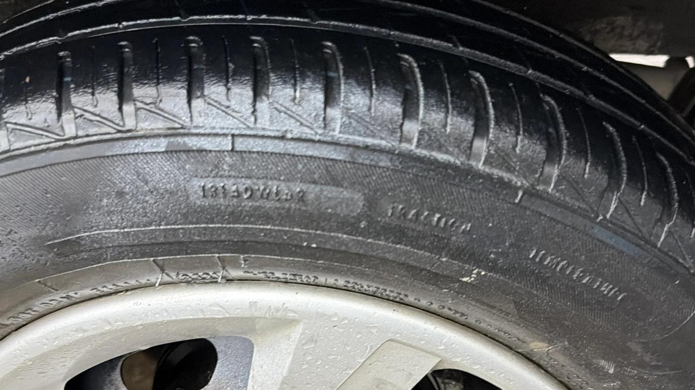2016 Renault Kwid RXT 0.8 (O), Petrol, Manual, 72,175 km, Left Rear Tyre Tread