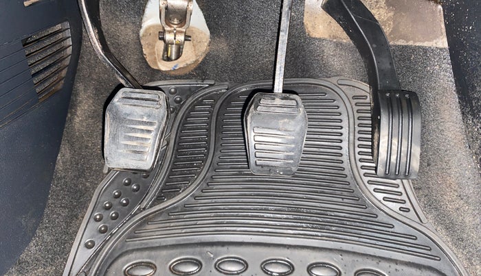 2013 Ford Figo TITANIUM 1.4 DIESEL, Diesel, Manual, 1,33,384 km, Pedals