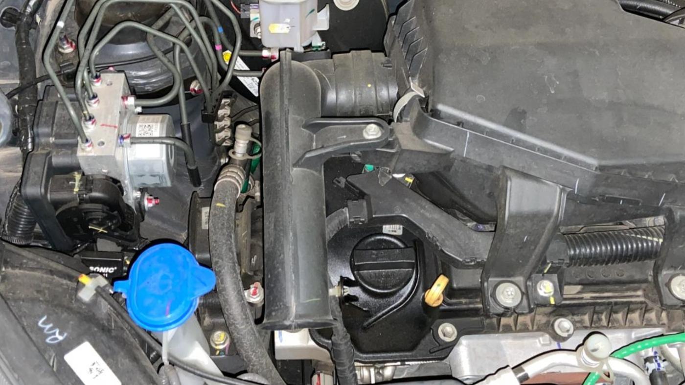 2025 Maruti Alto K10 VXI PLUS AMT, Petrol, Automatic, 2,327 km, Engine View - Right