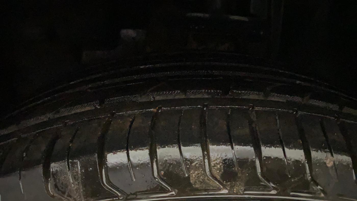 2018 Jeep Compass LIMITED 1.4 PETROL AT, Petrol, Automatic, 87,680 km, Left Front Tyre Tread