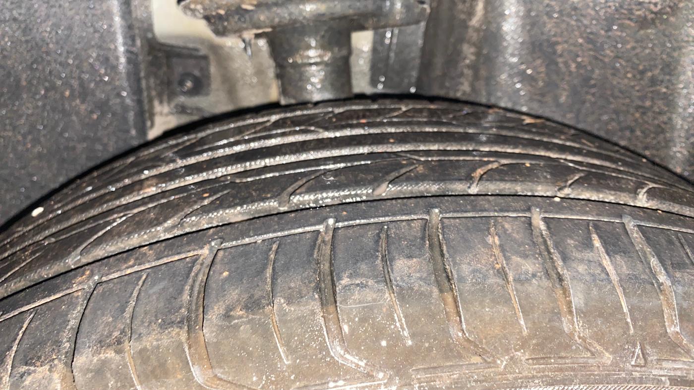 2018 Jeep Compass LIMITED 1.4 PETROL AT, Petrol, Automatic, 87,680 km, Right Rear Tyre Tread