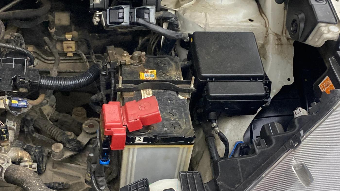 2022 Maruti XL6 ZETA MT, Petrol, Manual, 1,05,437 km, Engine View - Left