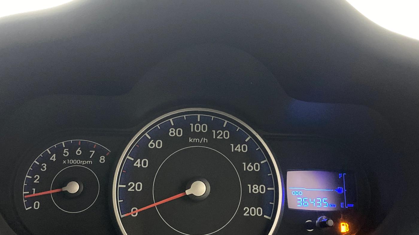 2013 Hyundai i10 MAGNA 1.1, Petrol, Manual, 36,404 km, Odometer Image