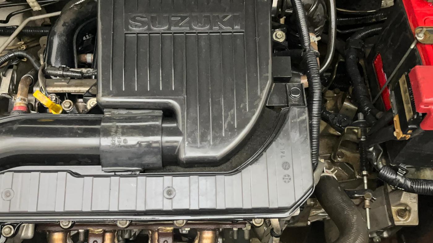 2016 Maruti Swift VXI, Petrol, Manual, 81,294 km, Engine View