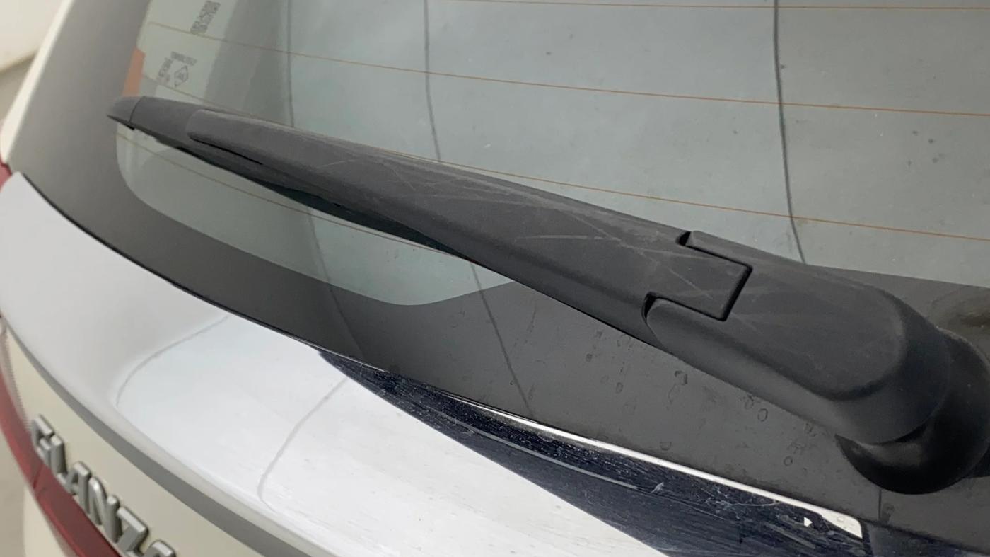 2024 Toyota Glanza V AMT, Petrol, Automatic, 18,128 km, Rear Wiper