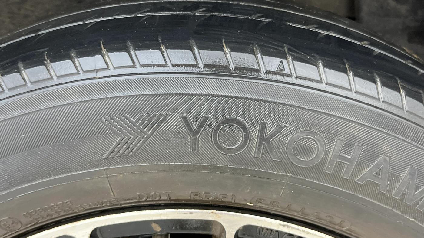 2014 Renault Duster 85 PS RXL DIESEL, Diesel, Manual, 77,143 km, Left Rear Tyre Tread