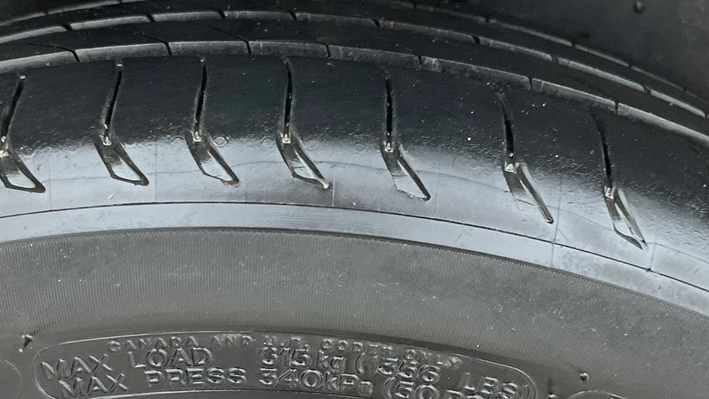 2021 Skoda Rapid AMBITION AT TSI, Petrol, Automatic, 45,377 km, Right Rear Tyre Tread