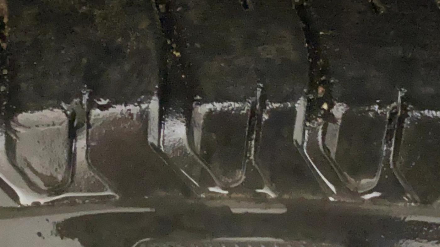 2017 Maruti Dzire VXI, Petrol, Manual, 34,400 km, Right Front Tyre Tread