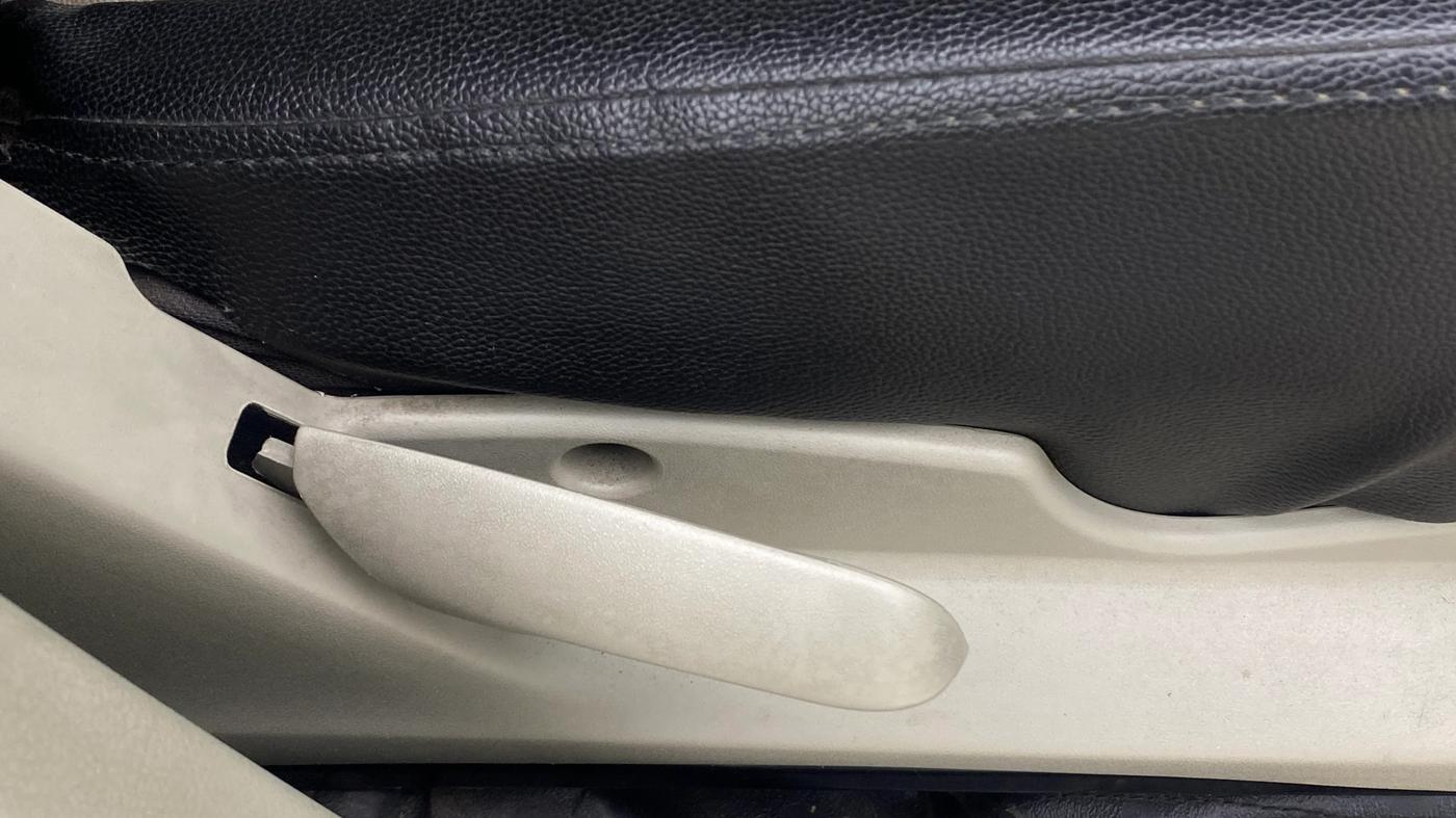 2015 Maruti Celerio VXI AMT, Petrol, Automatic, 51,141 km, Driver Side Adjustment Panel