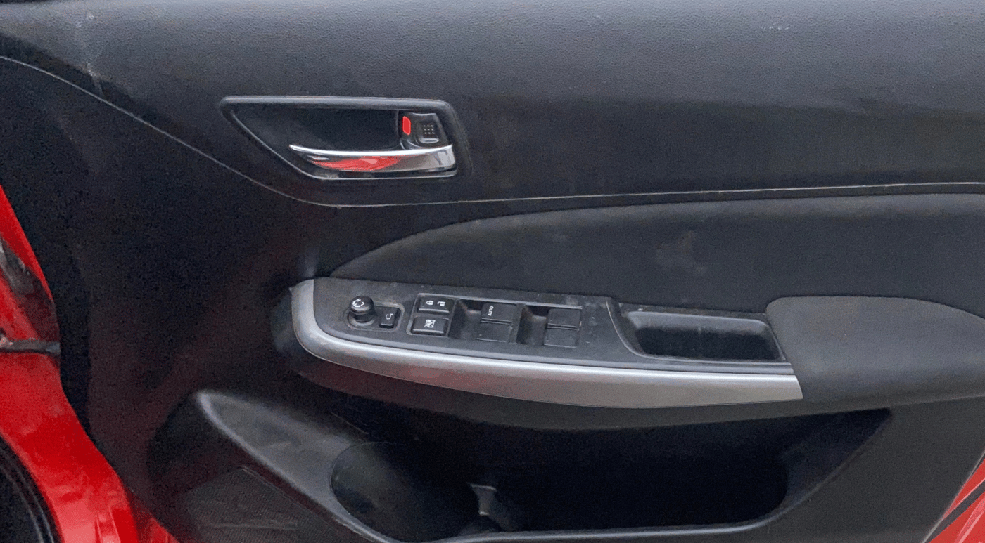 2018 Maruti Swift ZXI AMT, Petrol, Automatic, 57,878 km, Driver Side Door Panels Control