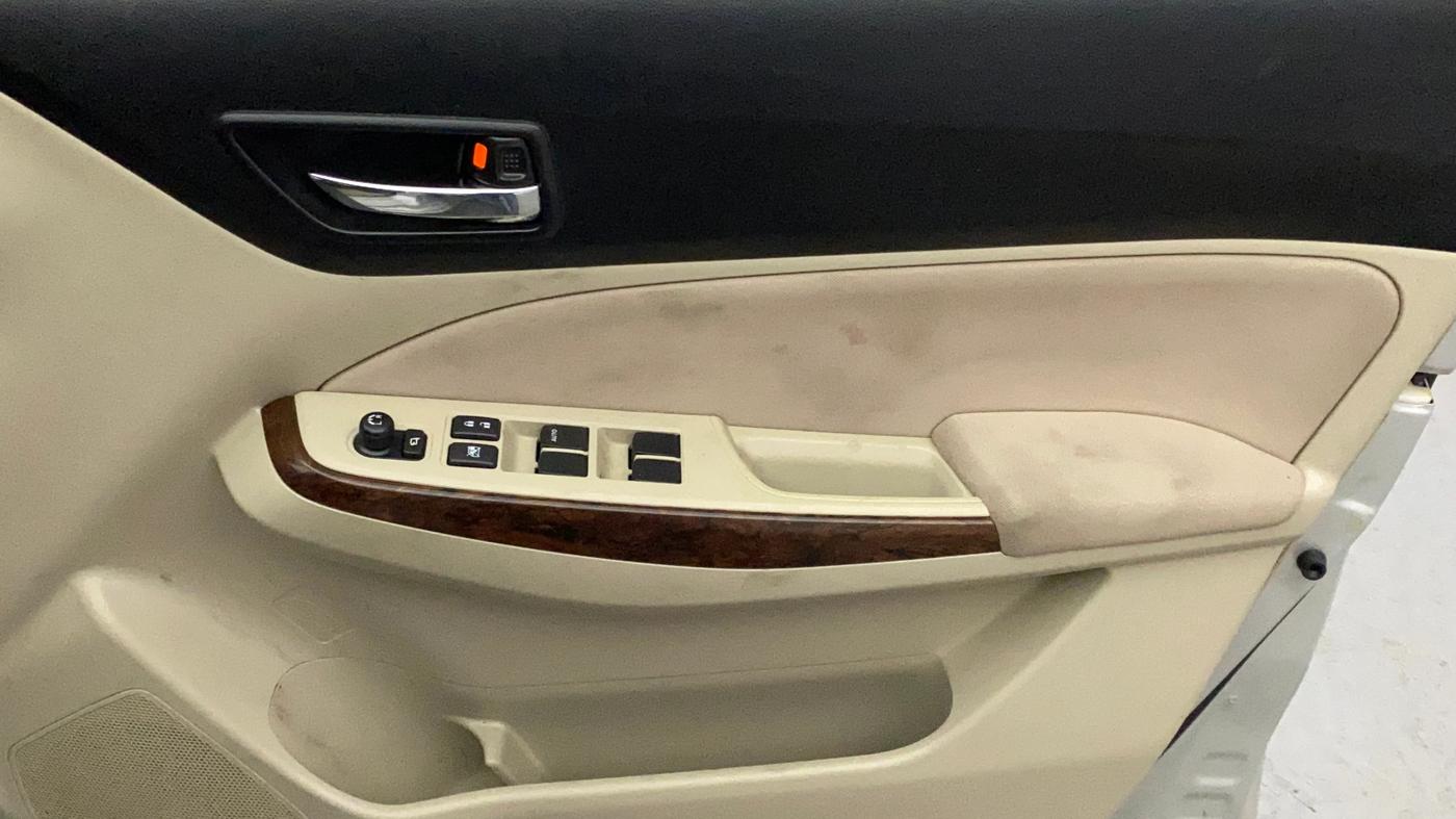 2019 Maruti Dzire ZXI PLUS AMT, Petrol, Automatic, 37,531 km, Driver Side Door Panels Control