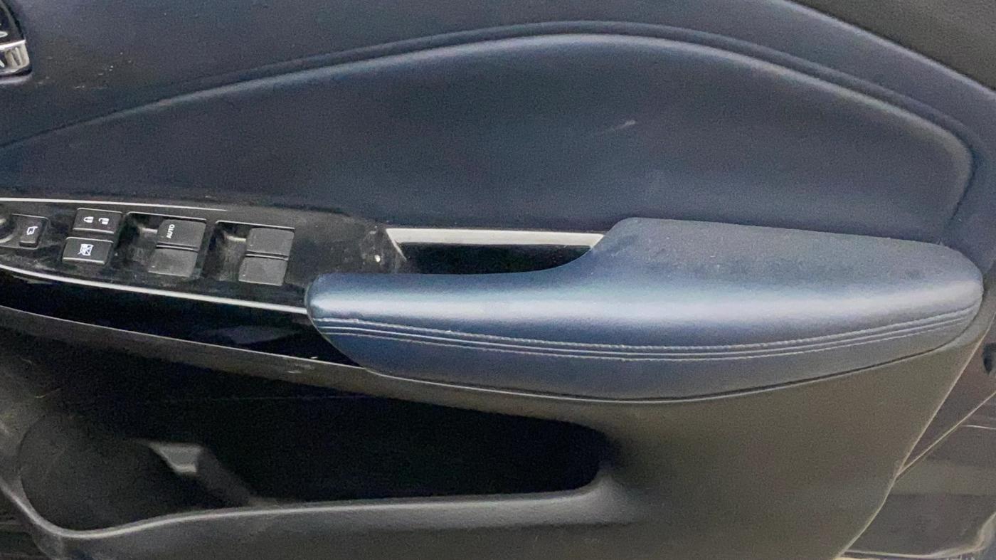 2022 Maruti Baleno ALPHA PETROL 1.2, Petrol, Manual, 25,500 km, Driver Side Door Panels Control