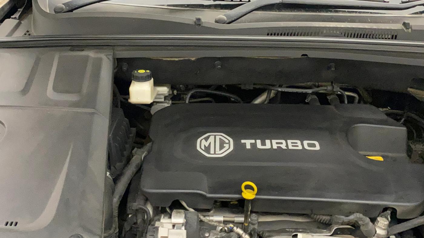 2021 MG HECTOR PLUS SHARP 2.0 DIESEL TURBO MT 6-STR, Diesel, Manual, 1,07,362 km, Engine View - Right